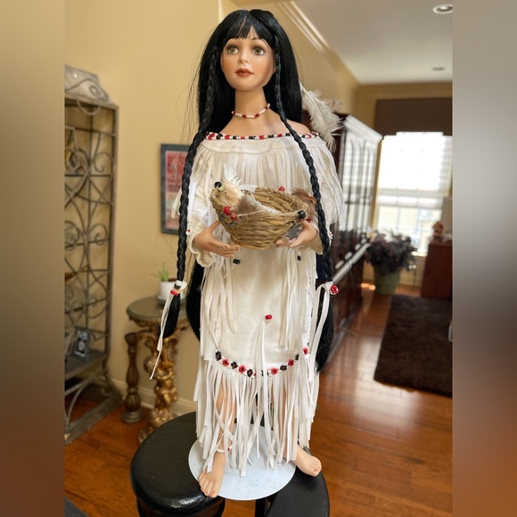 17" Paradise Galleries Native American Indian Swirling Waters Southwest Doll - Picture 1 of 16